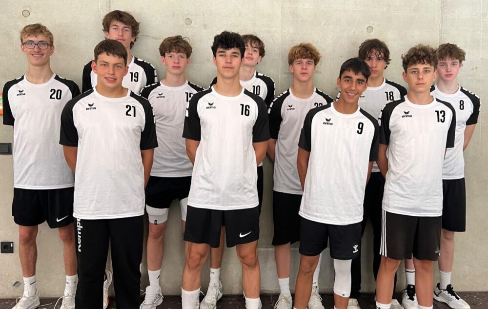 Die Handball Mannschaft U18 der Weidigschule belegt den 1.Platz und qualifizierte sich für den Regionalentscheid in Hüttenberg.